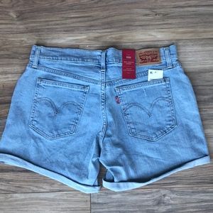 Levi shorts